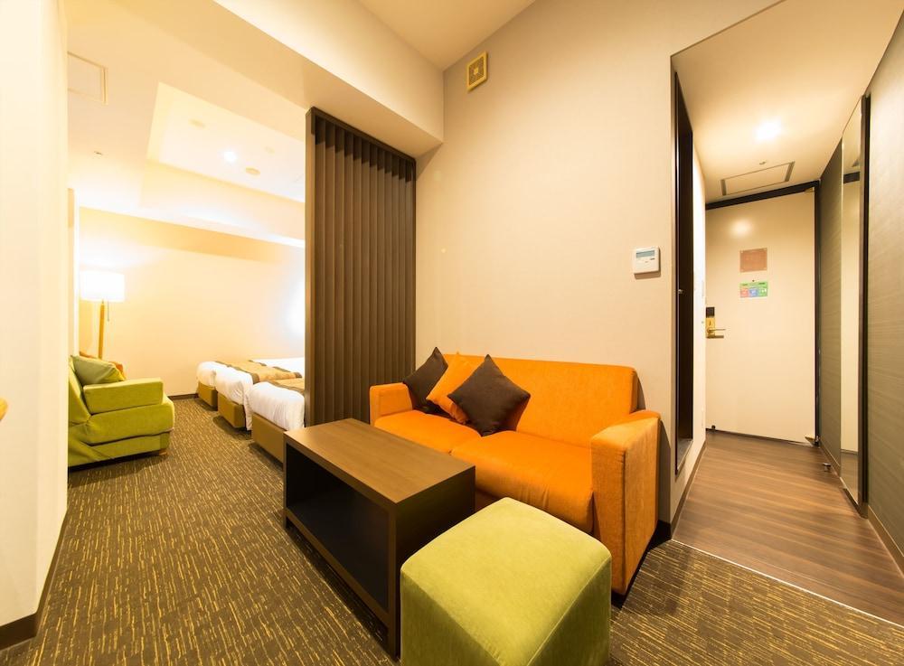 Hotel IL Monte Osaka Buitenkant foto
