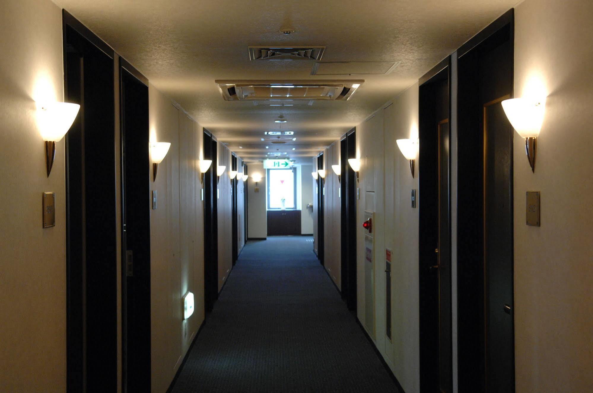 Hotel IL Monte Osaka Buitenkant foto